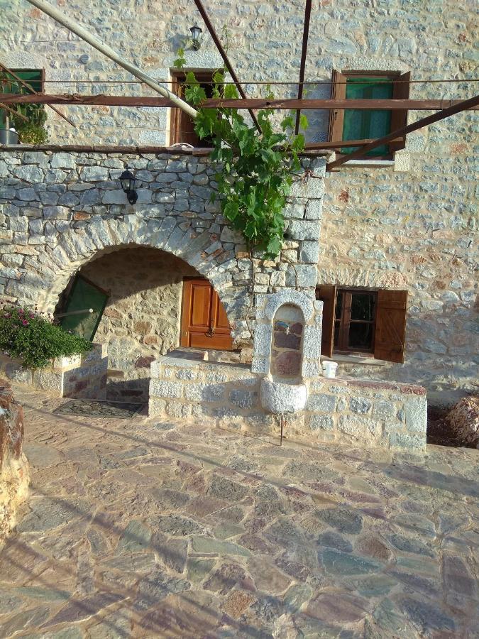 Peace In The Wildest Landscape Of Mani Vila Láyia Exterior foto